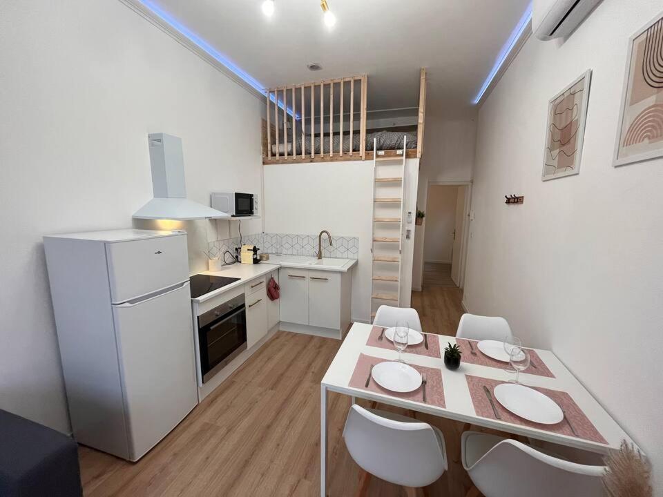 Montsejour - Logement Climatise Netflix, Mezzanine Carcassonne Ngoại thất bức ảnh